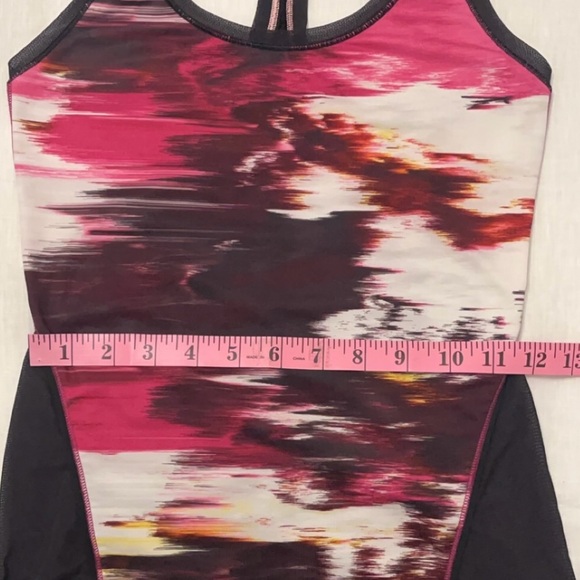 Lululemon Cool Racerback - Picture 9 of 9